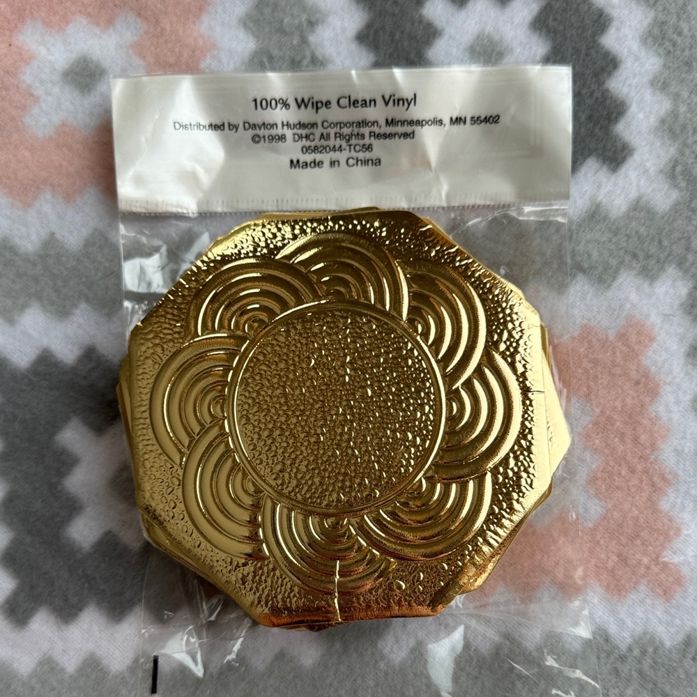 NWT 16 Gold Vinyl Coasters